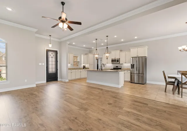 4th image of 347 Victoria Lights Ln, Broussard, LA 70518 | MLS# 2600006597