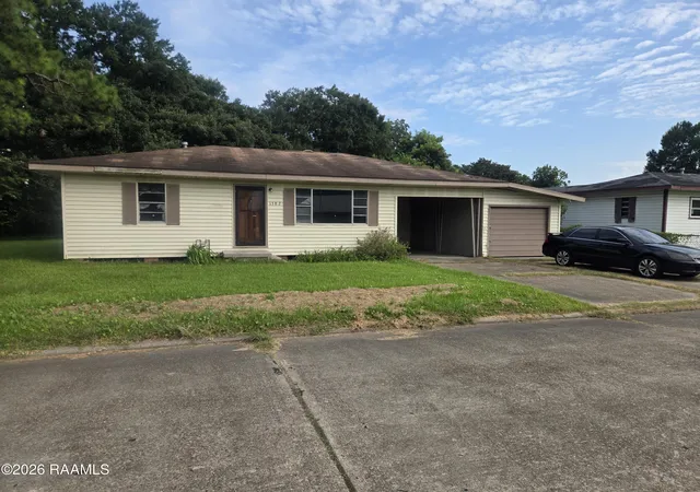 1st image of 1302 Versailles, New Iberia, LA 70560 | MLS# 2600007056