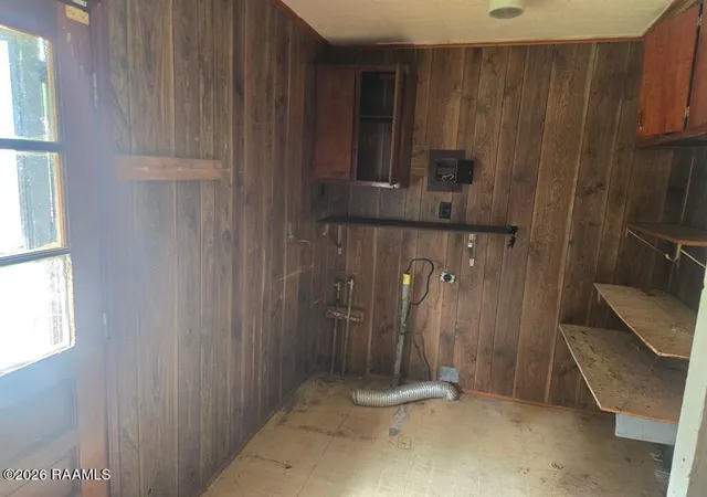 3rd image of 1302 Versailles, New Iberia, LA 70560 | MLS# 2600007056