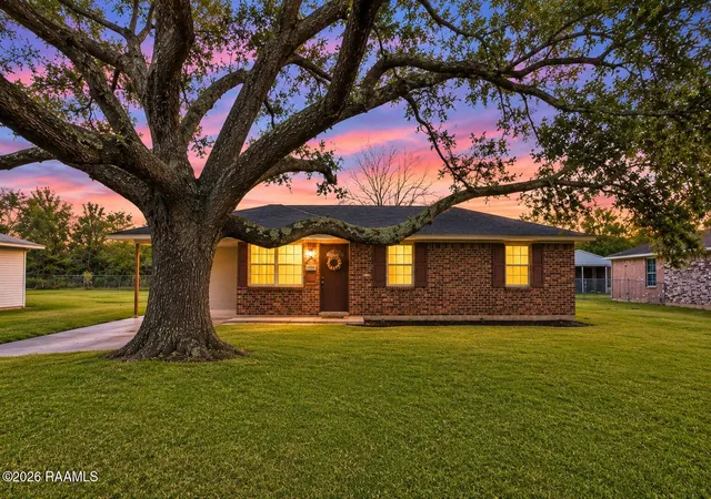 3rd image of 106 Reynosa Rd, Carencro, LA 70520 | MLS# 2600002129