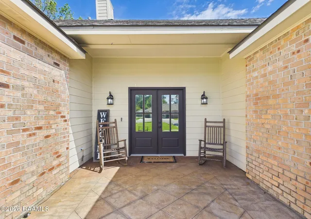 3rd image of 103 Sundown Dr, Broussard, LA 70518 | MLS# 2600006815
