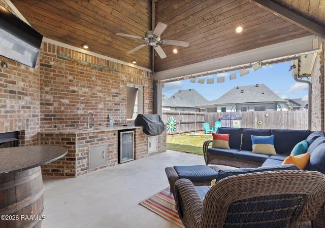 5th image of 215 Whispering Meadows Rd, Broussard, LA 70518 | MLS# 2600002611