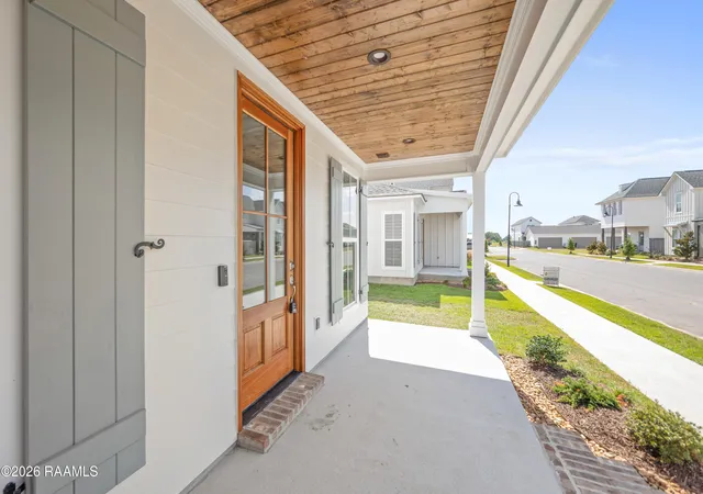 Photo 3 of Single family home for sale at 304 Villager Ave, Scott, LA 70583 | MLS# 2600002234 | Listing updated on 2026-10-01