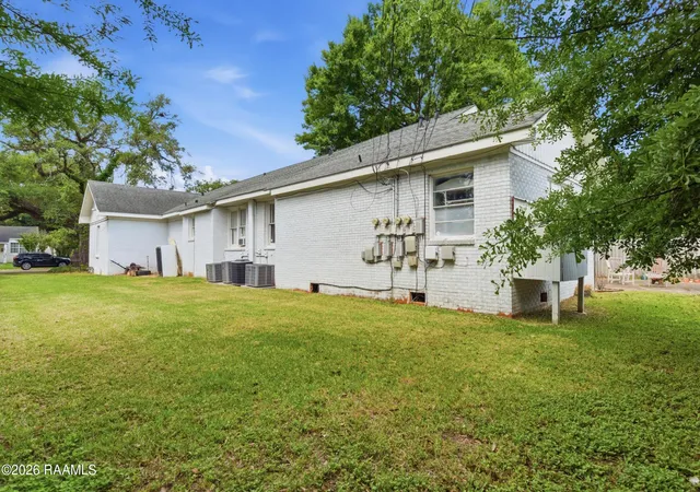 2nd image of 500 Adrienne St, Lafayette, LA 70506