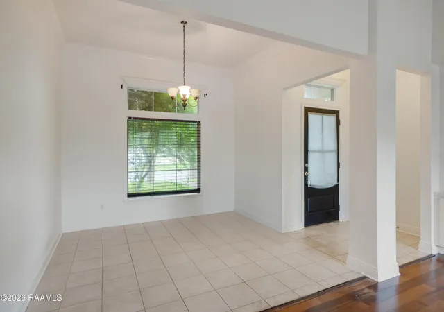 4th image of 514 Pear Tree Cir, Broussard, LA 70518 | MLS# 2600007097