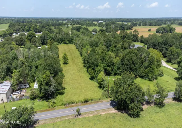 3rd image of 900 Blk Janvier Rd, Scott, LA 70583 | MLS# 2600005449
