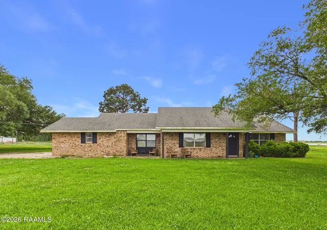 Homes for sale in Eunice, LA | 2143 Academy Rd, Eunice, LA 70535 | MLS# 2600003230