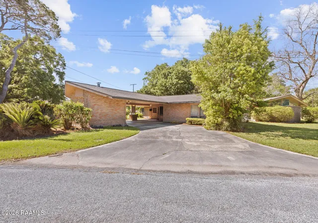 Homes for sale in Kaplan, LA | 210 N Church Ave, Kaplan, LA 70548 | MLS# 2600003712