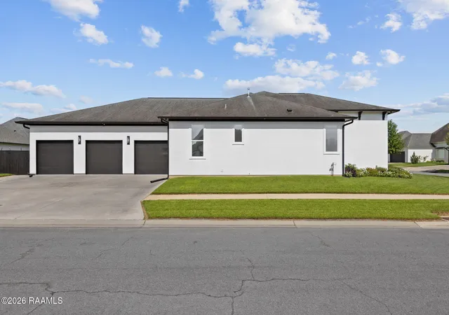 Photo 2 of Single family home for sale at 201 Maple Branch St, Lafayette, LA 70508 | MLS# 2600006366 | Listing updated on 2026-08-14