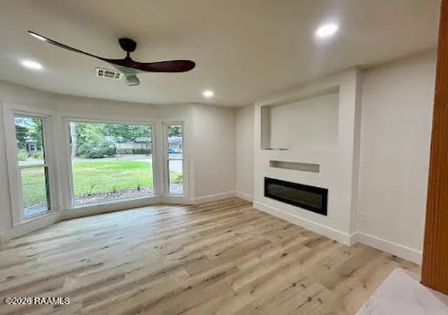 Photo 4 of Single family home for sale at 620 Cambridge Dr, Lafayette, LA 70503 | MLS# 2600007326 | Listing updated on 2026-09-19