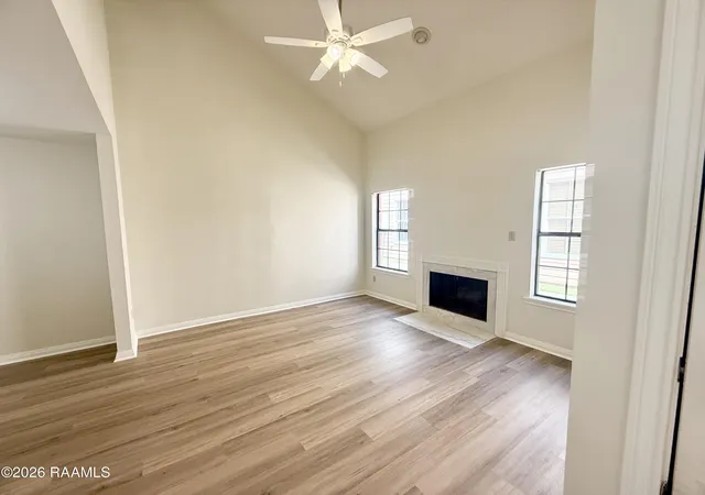 Photo 3 of Sale Pending at 400 W Brentwood #34, Lafayette, LA 70506 | MLS# 2600007195 | Listing updated on 2026-09-18