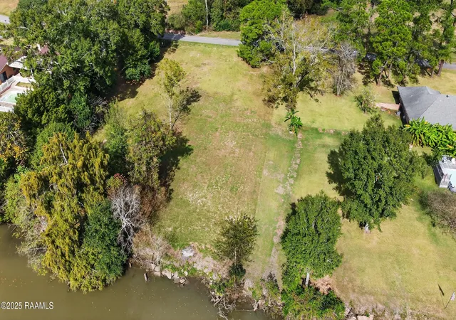 Photo 9 of Land for sale at Tbd Chalfonte Crescent Rd, New Iberia, LA 70563 | MLS# 2500005764 | Listing updated on 2026-05-13
