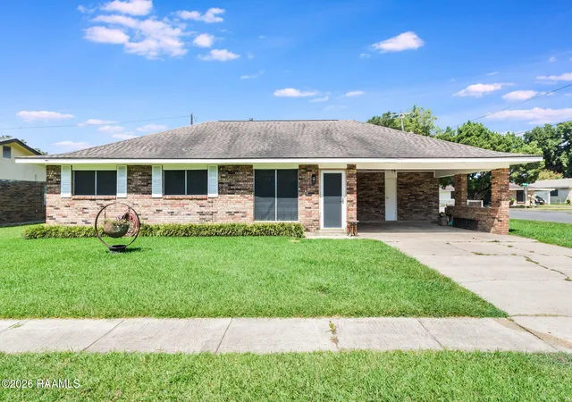Photo 1 of Single family home for sale at 111 Lolly Dr, Lafayette, LA 70501 | MLS# 2600007109 | Listing updated on 2026-08-31