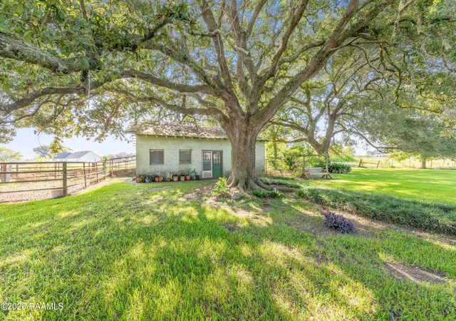 Photo 2 of Sale Pending at 1625 Gallet Rd, Youngsville, LA 70592 | MLS# 2600007934 | Listing updated on 2026-08-27