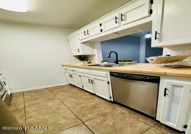 5th image of 194 Southfield Pkwy, Lafayette, LA 70506 | MLS# 2600005107