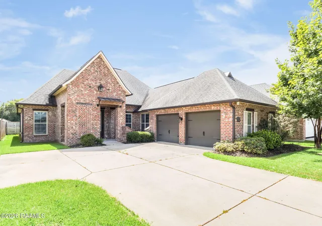 Photo 1 of Single family home for sale at 109 Bennington Ln, Youngsville, LA 70592 | MLS# 2600004995 | Listing updated on 2026-08-10