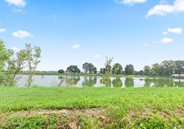 Photo 29 of Sale Pending at 5303 E Admiral Doyle Dr #1, Jeanerette, LA 70544 | MLS# 2600006922 | Listing updated on 2026-08-10