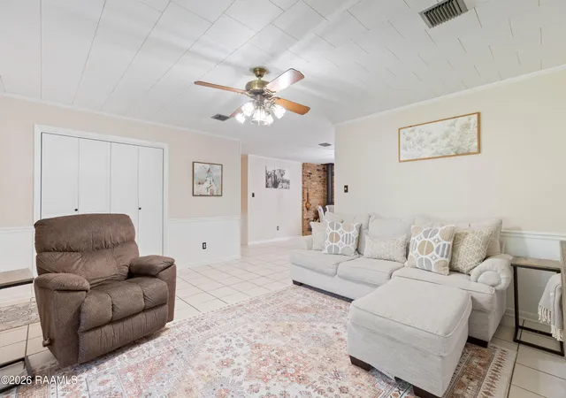 Photo 3 of Sale Pending at 5303 E Admiral Doyle Dr #1, Jeanerette, LA 70544 | MLS# 2600006922 | Listing updated on 2026-08-10