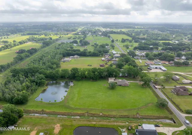 4th image of 1330 W Gloria Switch Rd, Carencro, LA 70520 | MLS# 2600003890