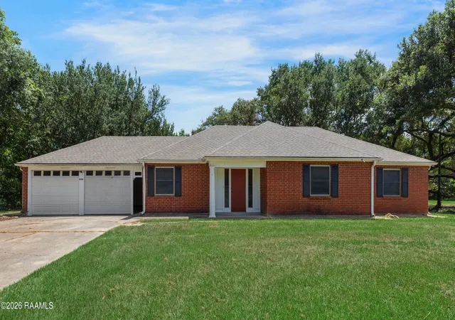 1st image of 2518 W Willow St, Scott, LA 70583 | MLS# 2600005076