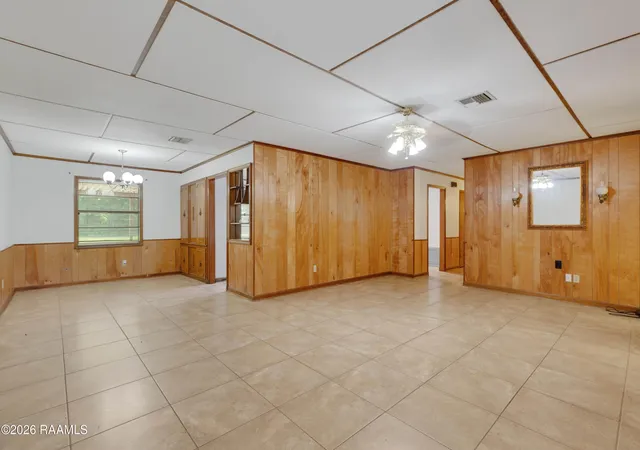 Photo 4 of Single family home for sale at 2518 W Willow St, Scott, LA 70583 | MLS# 2600005076 | Listing updated on 2026-10-01