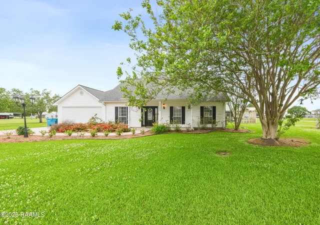 Homes for sale in St. Martinville, LA | 1125 Papit Guidry Rd, St. Martinville, LA 70582 | MLS# 2600003069