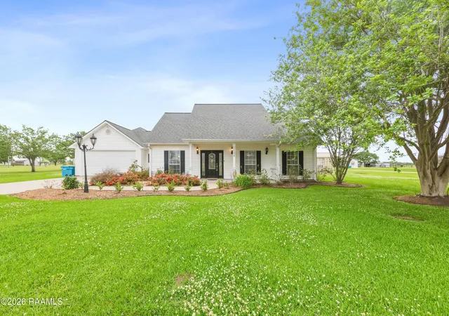 Homes for sale in St. Martinville, LA | 1125 Papit Guidry Rd, St. Martinville, LA 70582 | MLS# 2600003069