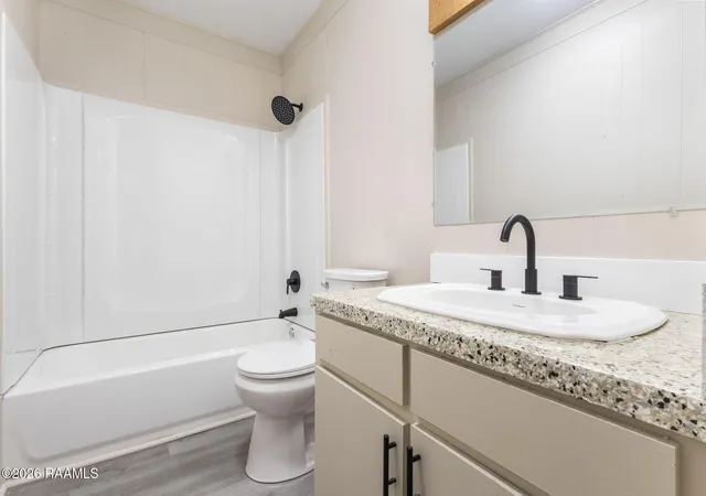 Photo 4 of Single family home for sale at 206 French Ct, Lafayette, LA 70507 | MLS# 2600006860 | Listing updated on 2026-08-26