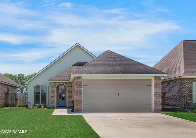 1st image of 143 Rue Village, Maurice, LA 70555 | MLS# 2600005747