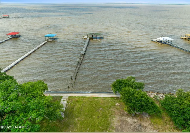 Homes for sale in Lake Charles, LA | 371 Miguel St, Lake Charles, LA 70607 | MLS# 2600006241