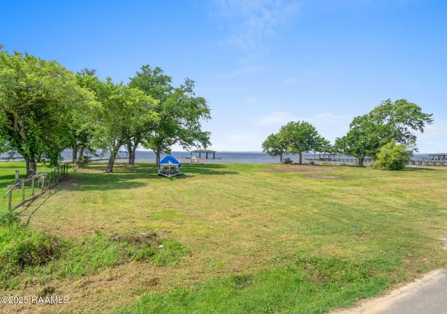Homes for sale in Lake Charles, LA | 371 Miguel St, Lake Charles, LA 70607 | MLS# 2600006241