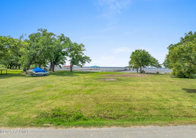 Homes for sale in Lake Charles, LA | 371 Miguel St, Lake Charles, LA 70607 | MLS# 2600006241