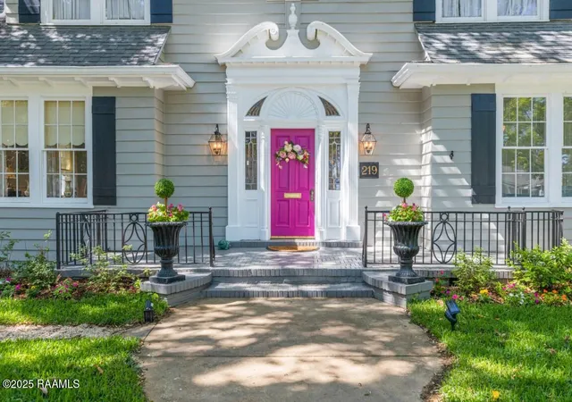 2nd image of 219 Brashear St, Lafayette, LA 70506 | MLS# 2500001854