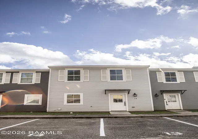 2nd image of 14 Townhouse Cvs, Lafayette, LA 70506 | MLS# 2500005994