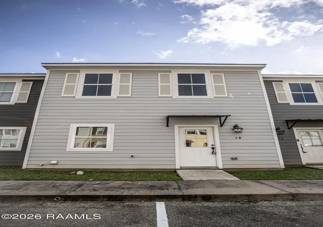 3rd image of 14 Townhouse Cvs, Lafayette, LA 70506 | MLS# 2500005994