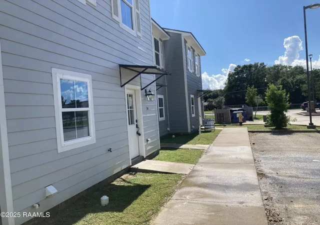 4th image of 14 Townhouse Cvs, Lafayette, LA 70506 | MLS# 2500005994