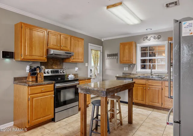 3rd image of 400 Rue Colombe, Carencro, LA 70520 | MLS# 2600005406