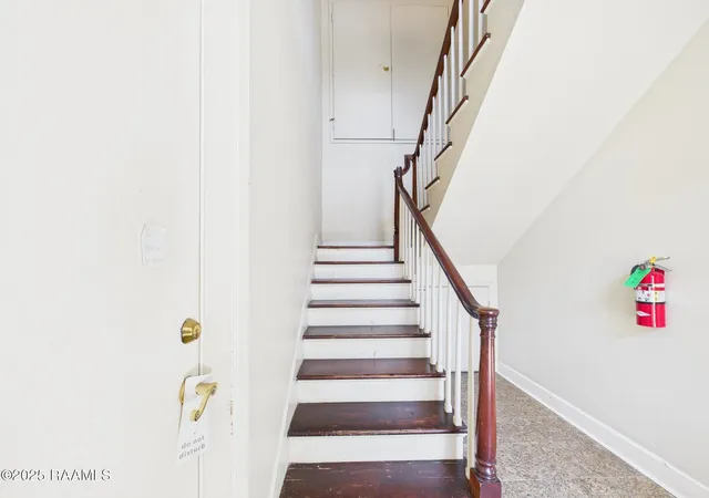 Homes for sale in Lafayette, LA | 213 Bendel Rd, Lafayette, LA 70503