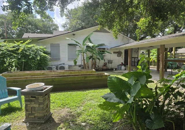 Homes for sale in Kaplan, LA | 406 N Hebert Ave, Kaplan, LA 70548 | MLS# 2600004955
