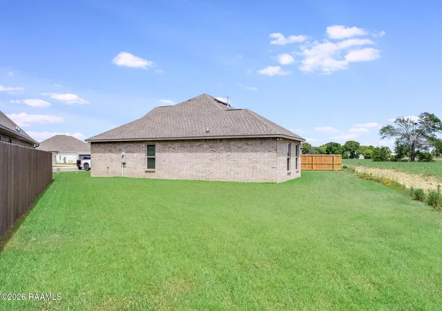 20th image of 409 Summer St, Broussard, LA 70518 | MLS# 2600003275