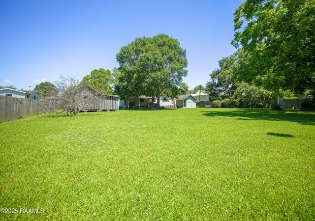 Homes for sale in Patterson, LA | 223 Henry St, Patterson, LA 70392 | MLS# 2600004659