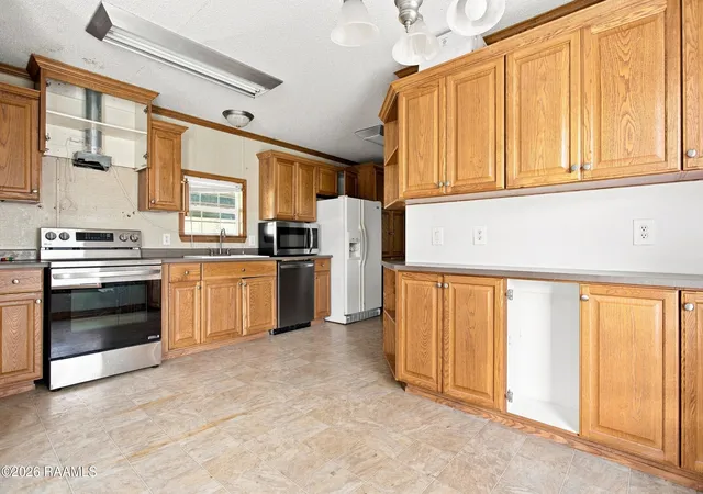 Photo 4 of Sale Pending at 282 St Matthew Dr, Church Point, LA 70525 | MLS# 2600007613 | Listing updated on 2026-08-24