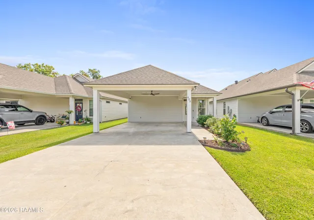 4th image of 405 S Saint Pierre St, Broussard, LA 70518 | MLS# 2600007009