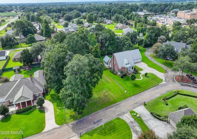 Photo 3 of Land for sale at 5 Oak Pl Pl, New Iberia, LA 70563 | MLS# 2500001881 | Listing updated on 2026-08-02