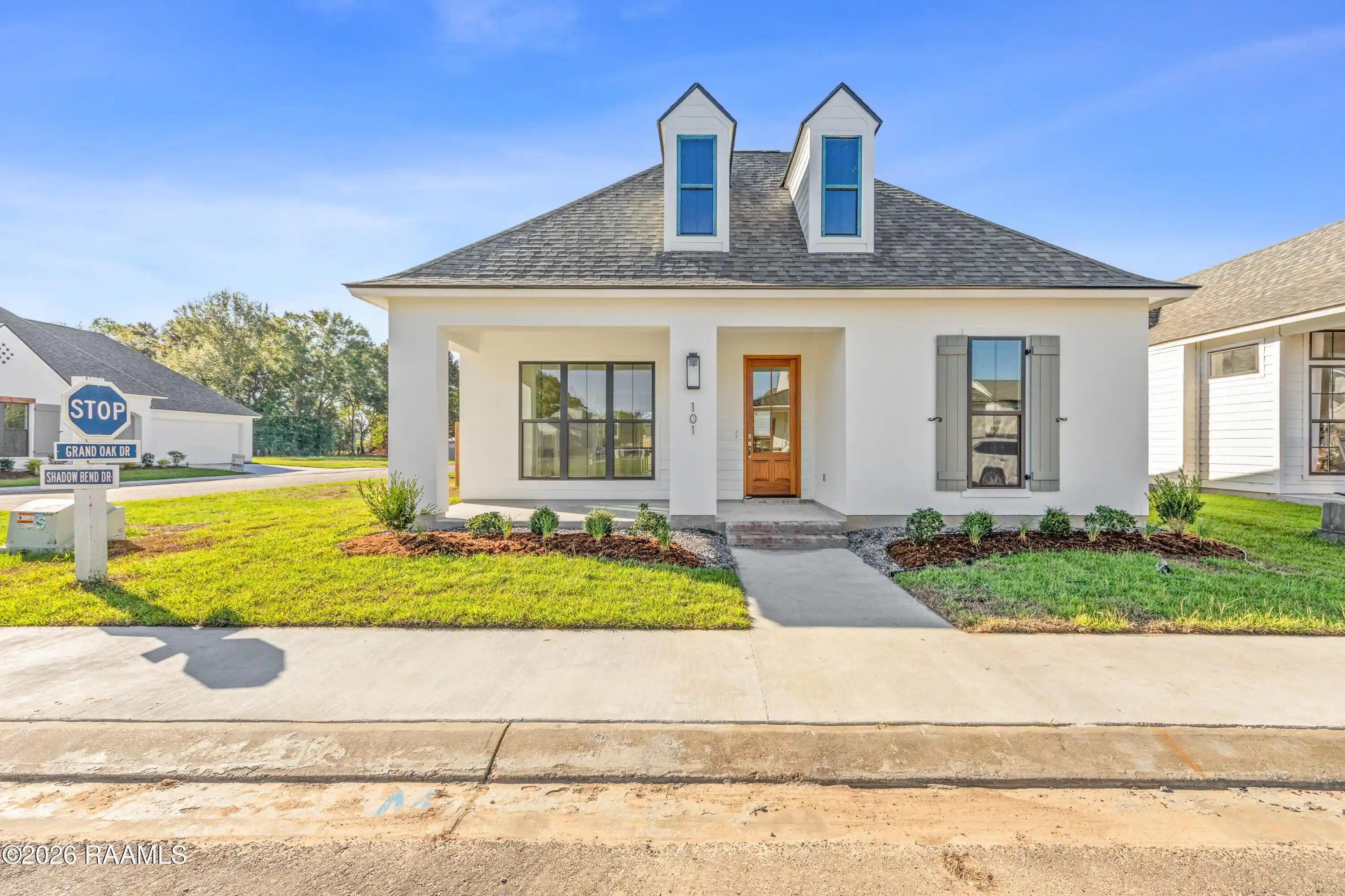 Photo 1 of Single family home for sale at 101 Shadow Bnd Dr, Broussard, LA 70518 | MLS# 2600006133 | Listing updated on 2026-10-20
