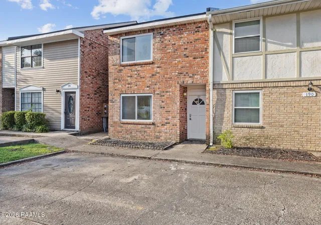 2nd image of 192 Southfield Pkwy, Lafayette, LA 70506 | MLS# 2600006755