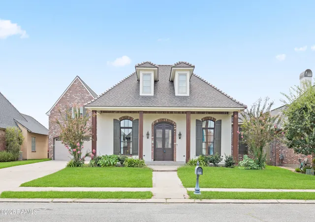 Photo 1 of Sale Pending at 105 Fyvie Ln, Lafayette, LA 70503 | MLS# 2600004260 | Listing updated on 2026-09-09