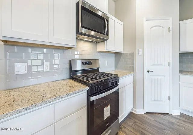 4th image of 220 Crest Cove Dr, Maurice, LA 70555 | MLS# 2600006648
