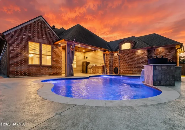 2nd image of 115 Turnmill Dr, Broussard, LA 70518 | MLS# 2600007867