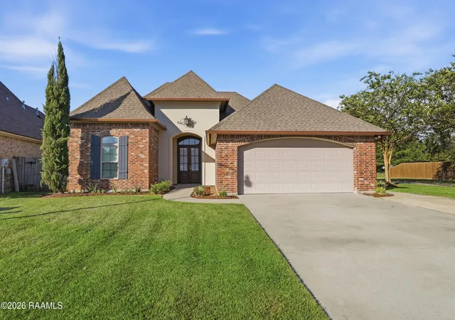 Photo 3 of Sale Pending at 115 Turnmill Dr, Broussard, LA 70518 | MLS# 2600007867 | Listing updated on 2026-08-30
